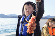 画像をギャラリービューアに読み込む, 舟釣り 子供
